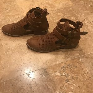 Forever 21 brown booties with strap & buckle. 7.5